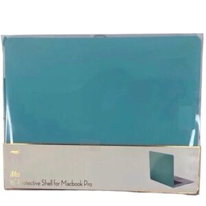 WINX Mia 15” MacBook Pro Slim Design Hardshell Protector Case (NWT)